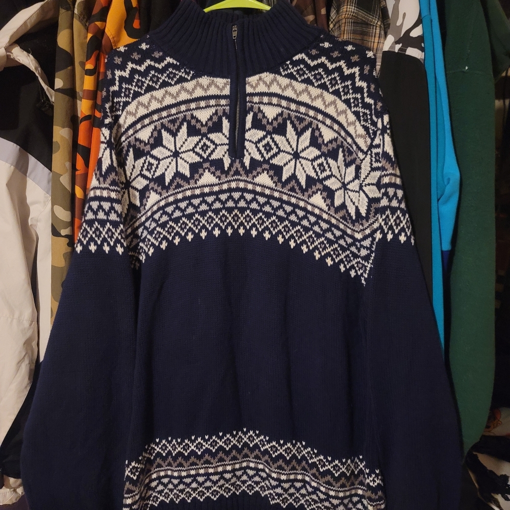 Men's Navy Blue Winter Sweater - Picture 1 of 7